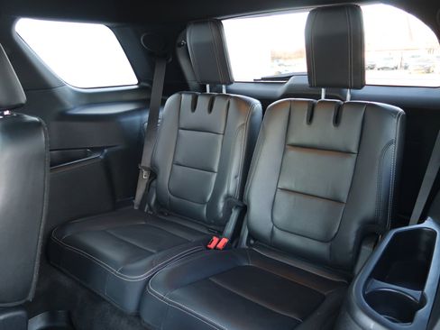 Used 2017 Ford Explorer Limited w/ Equipment Group 301A image 43