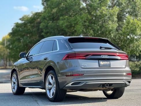 Used 2019 Audi Q8 Premium w/ Convenience Package AWD/4WD image 7