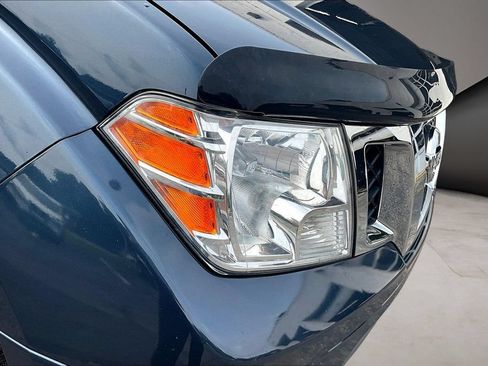 Used 2019 Nissan Frontier SV AWD/4WD image 32
