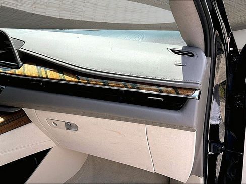 Used 2021 Cadillac Escalade Sport Platinum w/ Heavy-Duty Trailer Package AWD/4WD image 13