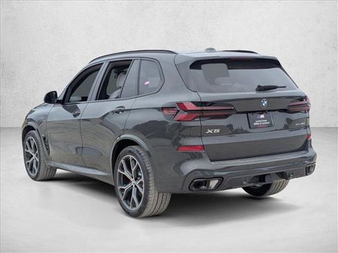 New 2026 BMW X5 xDrive40i w/ M Sport Package AWD/4WD image 8