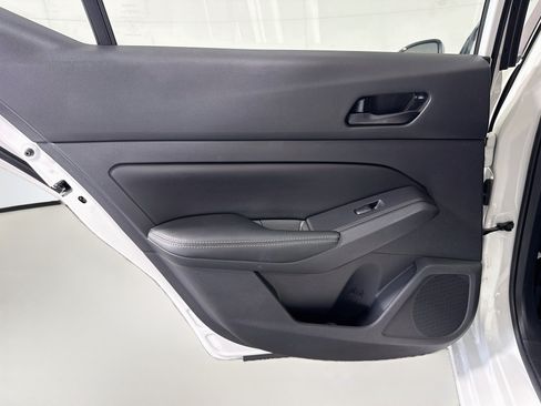 Used 2025 Nissan Altima 2.5 SV FWD image 26