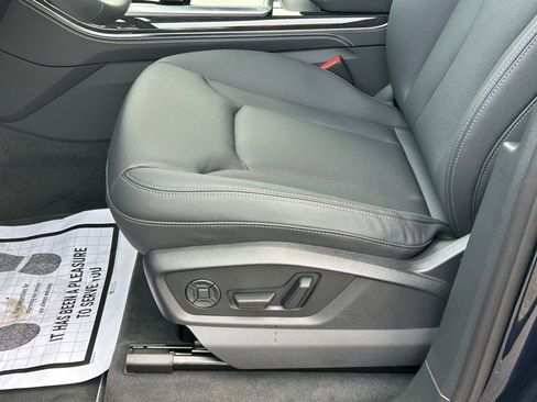 New 2026 Audi Q7 3.0T Premium Plus AWD/4WD image 16
