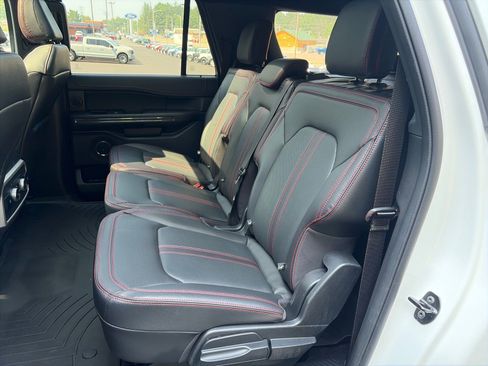 Used 2022 Ford Expedition Max Limited AWD/4WD image 12