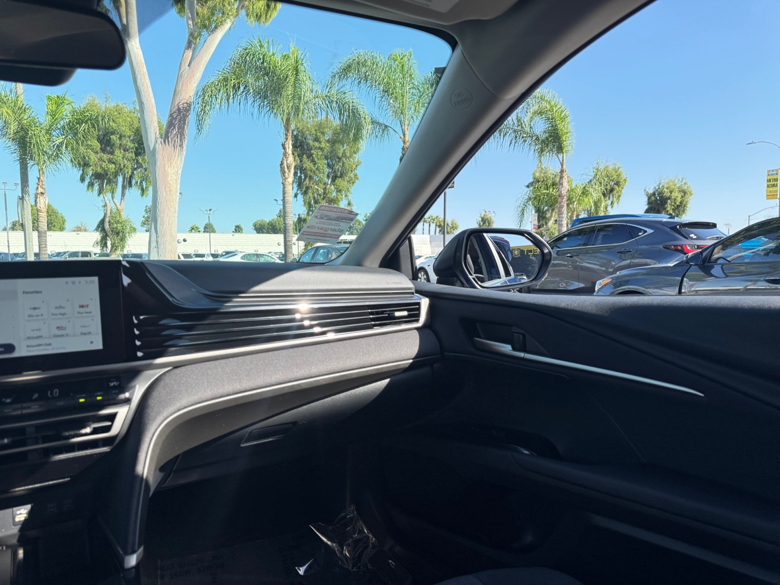 Used 2026 Toyota Camry LE FWD image 18
