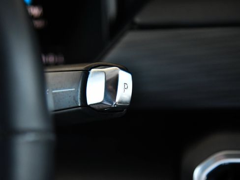 Used 2024 GMC Acadia Elevation FWD image 35