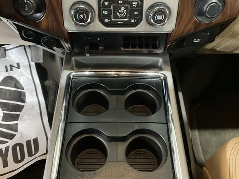 Used 2016 Ford F250 Lariat w/ Chrome Package image 19