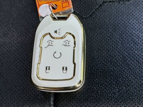 Used 2016 GMC Yukon SLT image 38