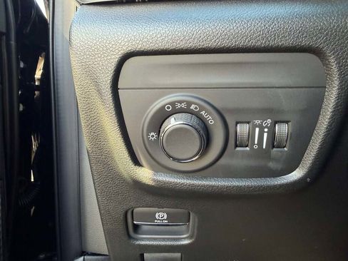 New 2026 Jeep Grand Cherokee Altitude image 30