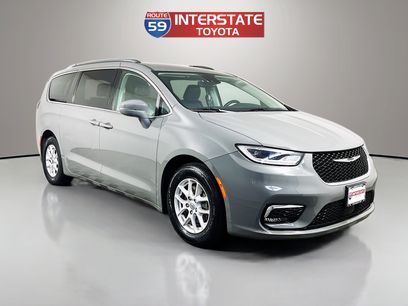 Used 2021 Chrysler Pacifica Touring-L