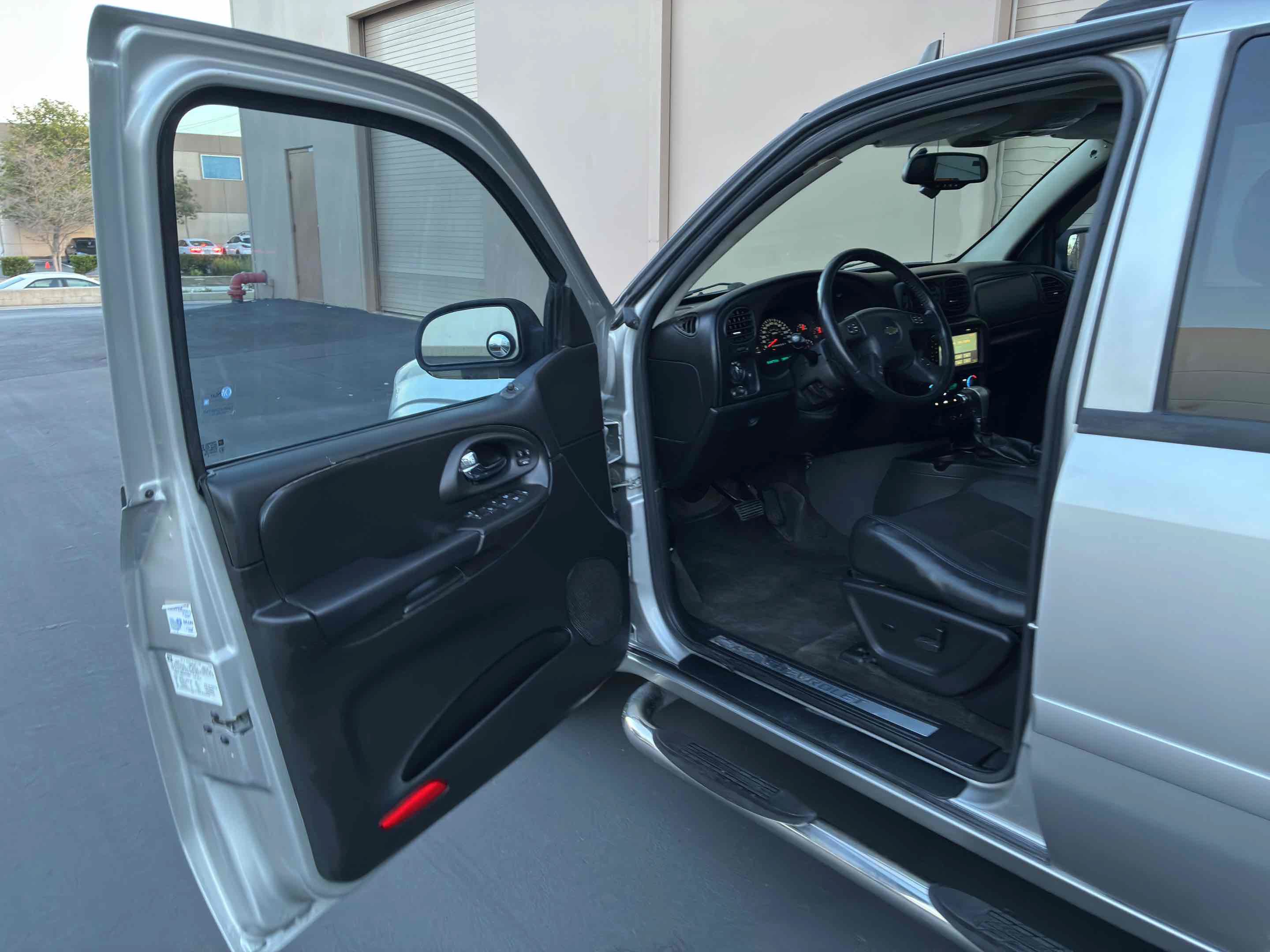 Used 2006 Chevrolet TrailBlazer LT AWD/4WD image 27