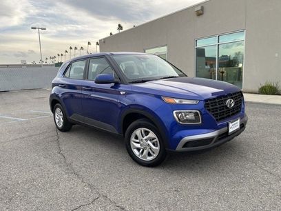 New 2026 Hyundai Venue SE