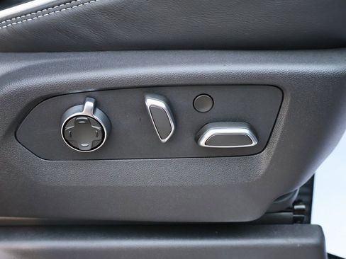 New 2026 GMC Sierra 1500 AT4X w/ LPO, Black Badging Package image 48