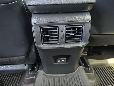 Used 2022 Toyota RAV4 Limited AWD/4WD image 20