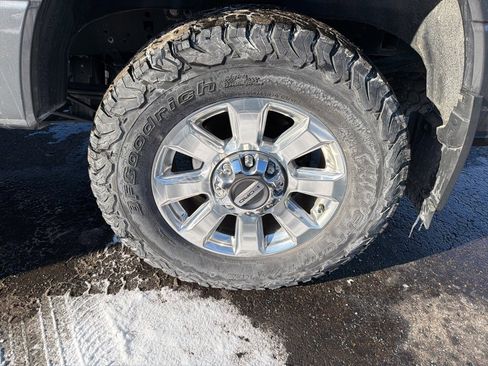 Used 2022 Ford F250 Platinum image 24