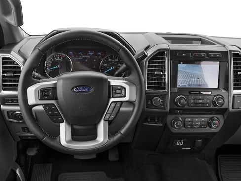 Used 2017 Ford F250 XLT w/ XLT Value Package AWD/4WD image 43