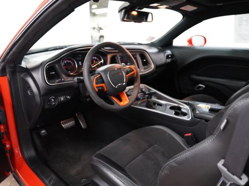 Used 2022 Dodge Challenger R/T Scat Pack w/ 1320 Drag Pack RWD image 11