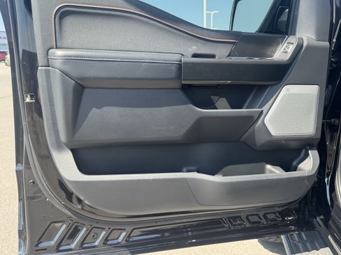 Used 2025 Ford F150 Raptor AWD/4WD image 14
