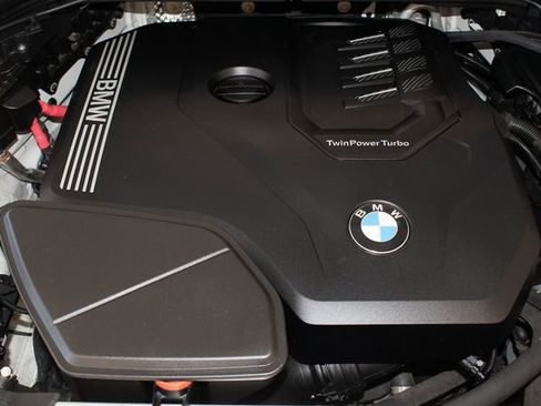Used 2021 BMW X3 xDrive30i AWD/4WD image 4