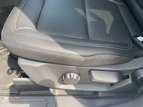 New 2025 Ford Bronco Badlands image 18