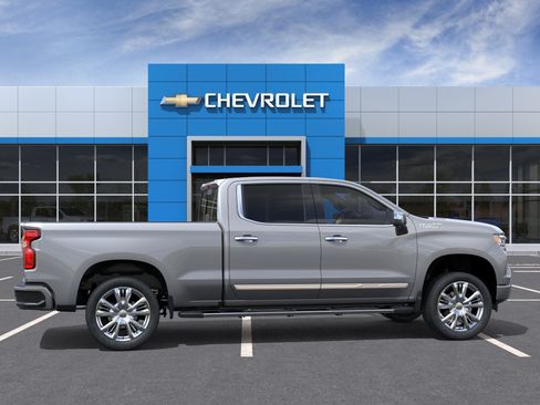 New 2026 Chevrolet Silverado 1500 High Country w/ High Country Premium Package AWD/4WD image 5