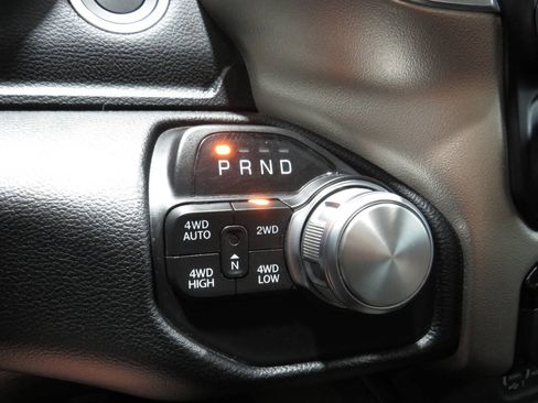 Used 2020 RAM 1500 Laramie AWD/4WD image 26