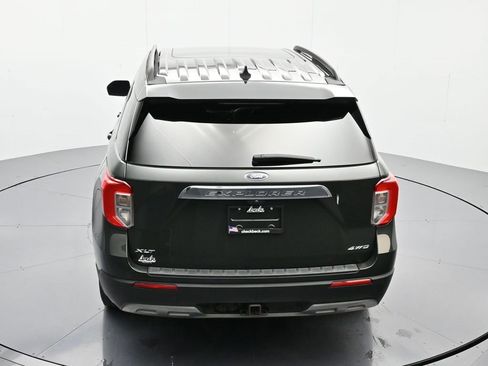 Used 2022 Ford Explorer XLT w/ Equipment Group 202A image 40