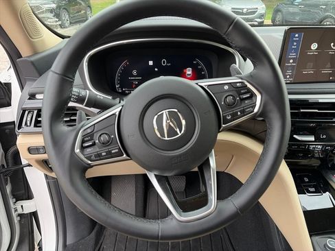 Used 2026 Acura MDX SH-AWD image 11
