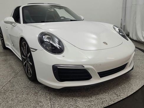 Used 2017 Porsche 911 Targa 4S AWD/4WD image 15