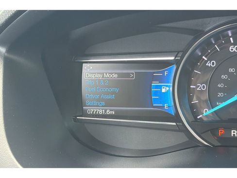 Used 2018 Ford Explorer XLT w/ Equipment Group 202A AWD/4WD image 29