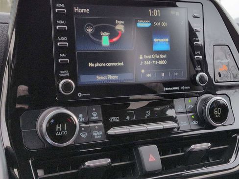 Used 2022 Toyota Highlander LE AWD/4WD image 27