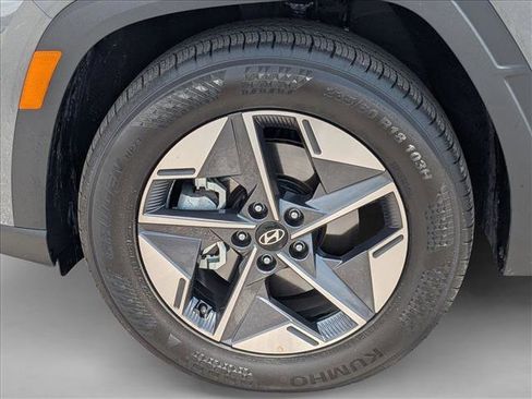 Used 2026 Hyundai Tucson SEL FWD image 23