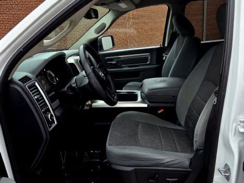Used 2017 RAM 1500 Big Horn AWD/4WD image 12