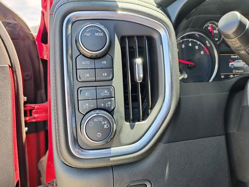 Used 2021 Chevrolet Silverado 1500 LT Trail Boss AWD/4WD image 23