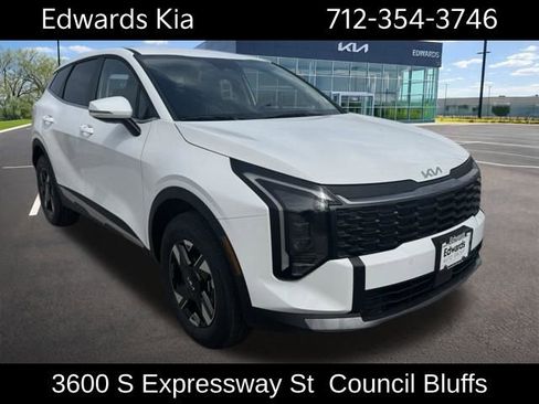 New 2026 Kia Sportage LX AWD/4WD image 3