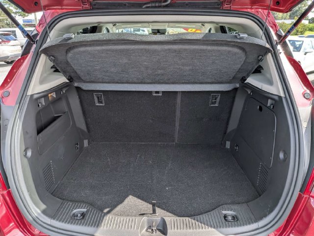 Used 2020 Buick Encore Preferred w/ Safety Package FWD image 12