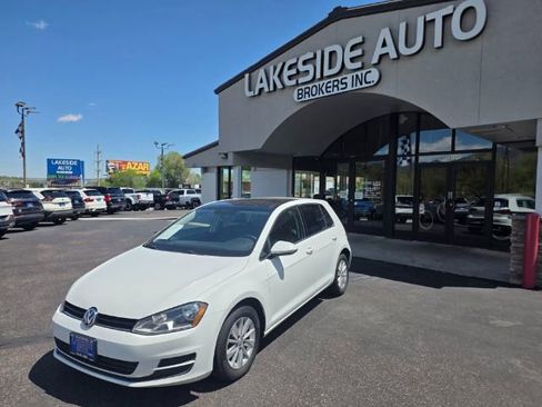 Used 2015 Volkswagen Golf S FWD image 1