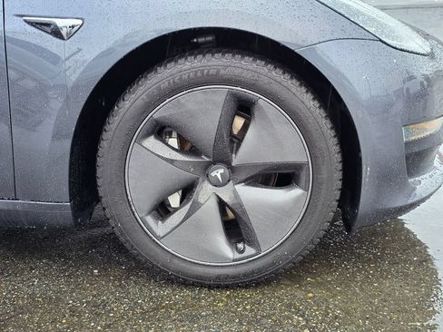 Used 2018 Tesla Model 3 Long Range AWD/4WD image 9
