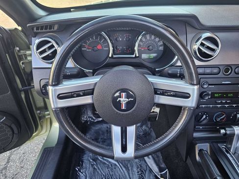 Used 2006 Ford Mustang GT RWD image 15