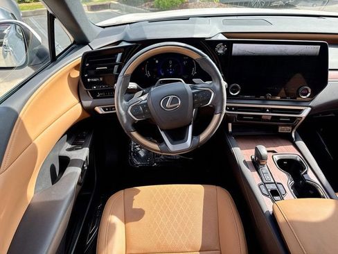 Certified 2023 Lexus RX 350 Premium Plus w/ Cold Area Package FWD image 11