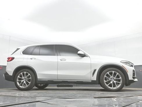 Used 2022 BMW X5 xDrive40i w/ Premium Package AWD/4WD image 35