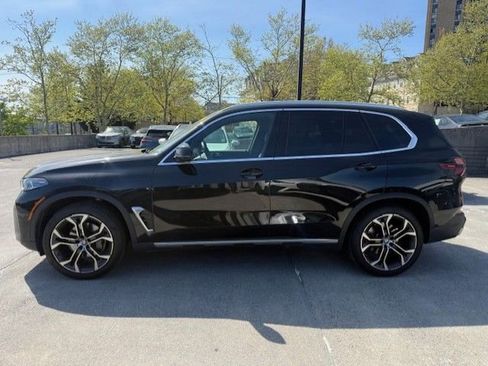 Used 2024 BMW X5 sDrive40i w/ Premium Package RWD image 4