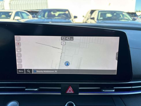 Certified 2021 Hyundai Elantra Limited image 20