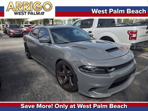 Used 2019 Dodge Charger Scat Pack w/ Plus Group RWD image 1