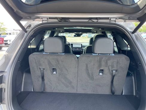 Certified 2025 Kia Sorento SX Prestige AWD/4WD image 25