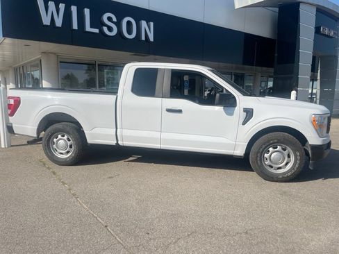 Used 2022 Ford F150 XL w/ Equipment Group 101A High RWD image 2