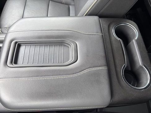 Used 2023 Chevrolet Tahoe Premier AWD/4WD image 30