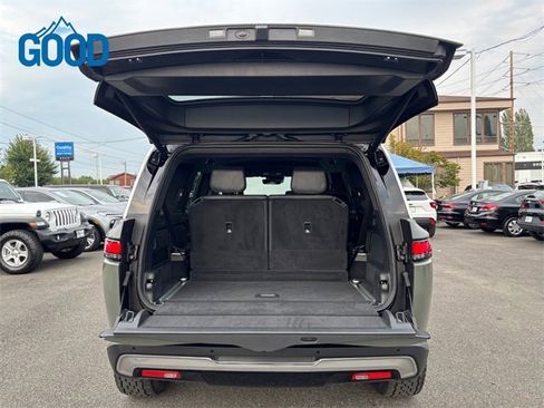 Used 2023 Rivian R1S Launch Edition image 32