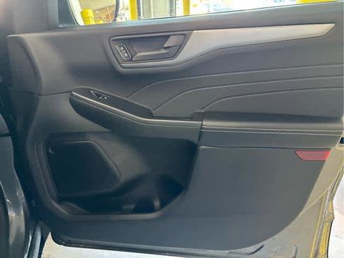 New 2025 Ford Escape Active w/ Cold Weather Package image 27