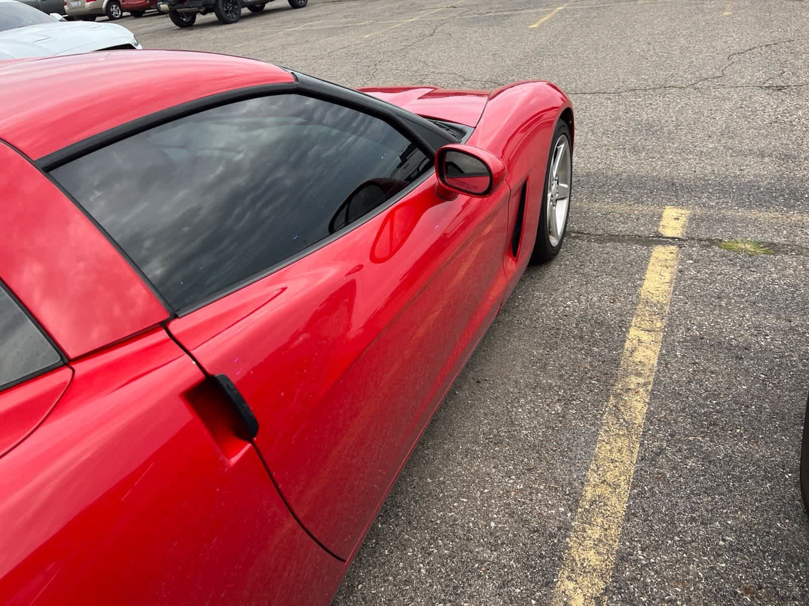 Used 2006 Chevrolet Corvette Coupe w/ Preferred Equipment Group RWD image 19